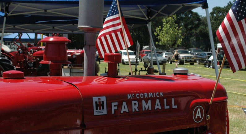 Farm and Tractor Days Planned for May 13-14 Farm and Tractor Days Planned for May 13-14