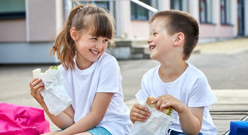 Sacramento Public Library to provide free meals to kids 18 and under this summer Sacramento Public Library to provide free meals to kids 18 and under this summer