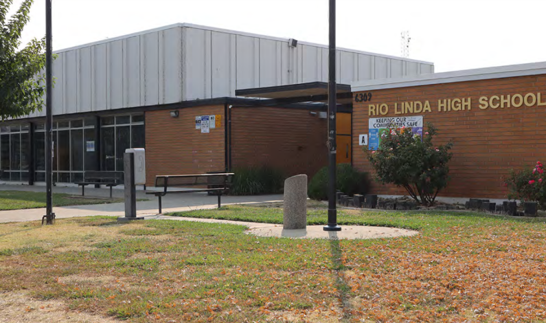 Rio Linda High School named a California Exemplary Dual Enrollment School Rio Linda High School named a California Exemplary Dual Enrollment School