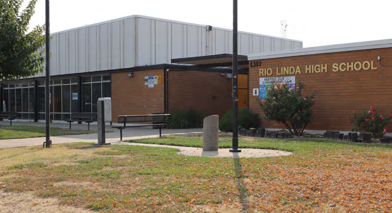 Rio Linda High School named a California Exemplary Dual Enrollment School Rio Linda High School named a California Exemplary Dual Enrollment School