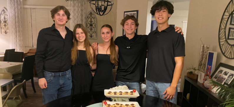 Sacramento County Teens Support Gifts from the Heart Sacramento County Teens Support Gifts from the Heart